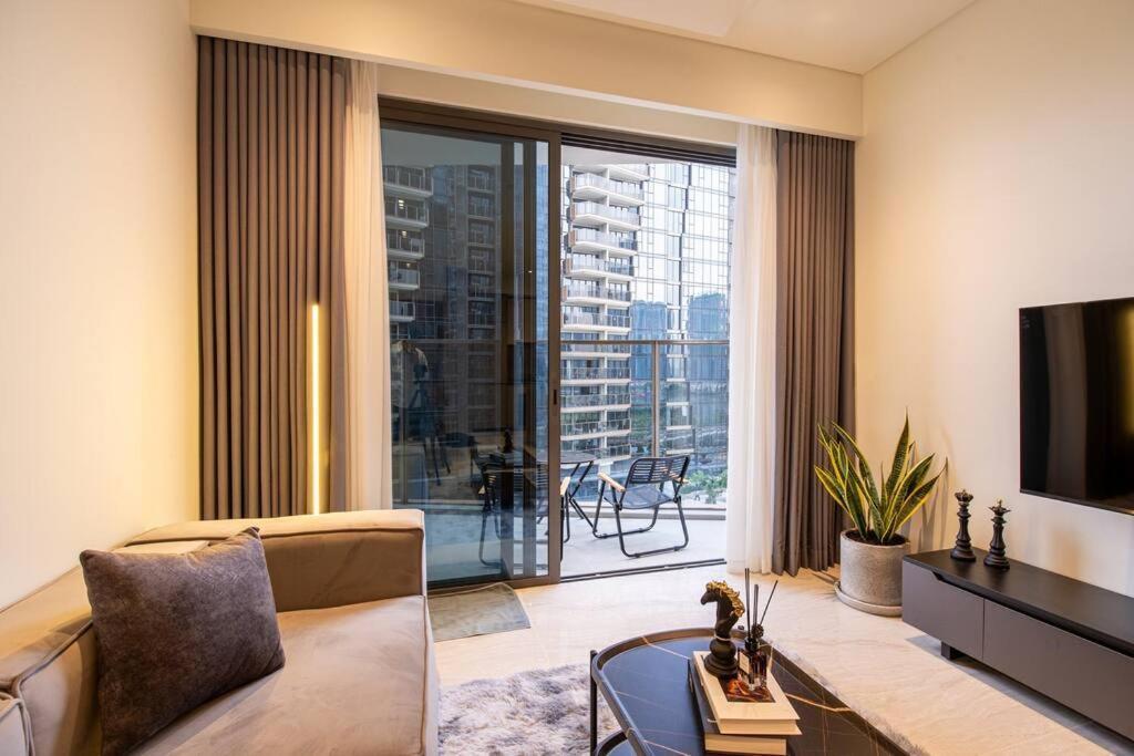 Căn hộ Opera 2pn Metropole Quan 2 View Song Pool Gym *