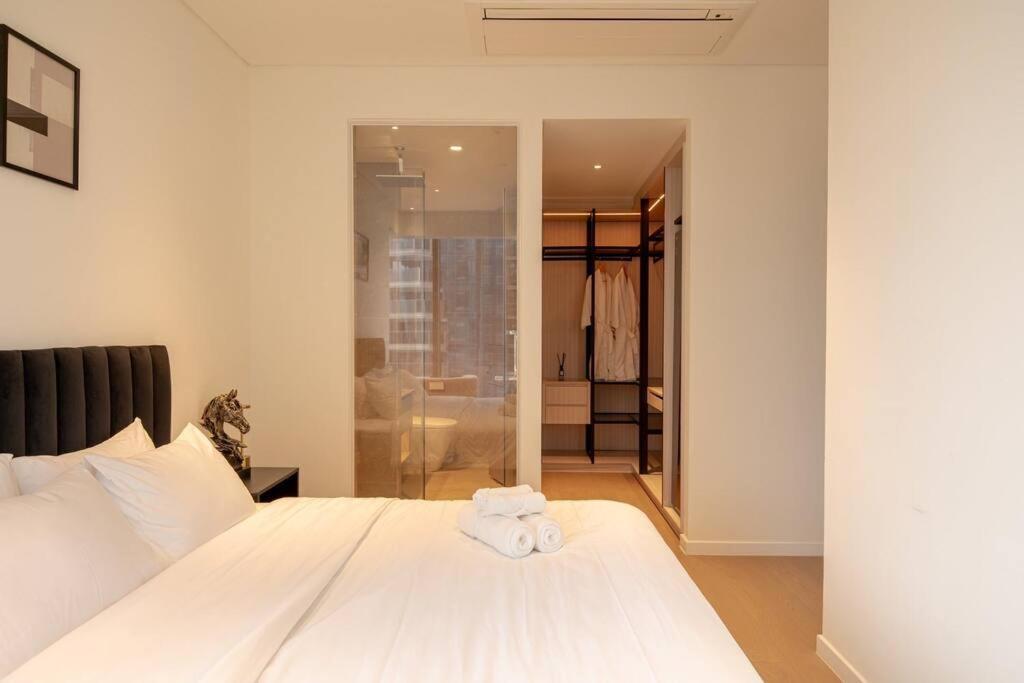Opera 2pn Metropole Quan 2 View Song Pool Gym *