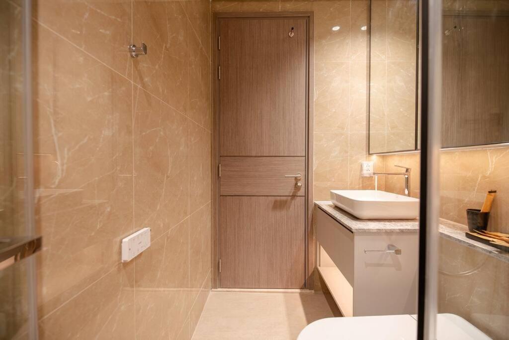 Căn hộ Opera 2pn Metropole Quan 2 View Song Pool Gym