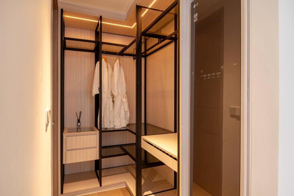 Opera 2pn Metropole Quan 2 View Song Pool Gym TP. Hồ Chí Minh
